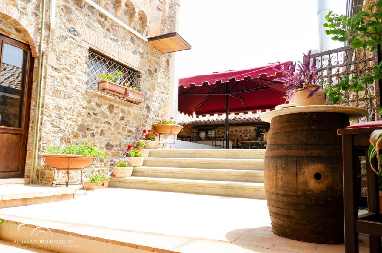 Filadelfia Le Due Torri Bed & Breakfast エクステリア 写真