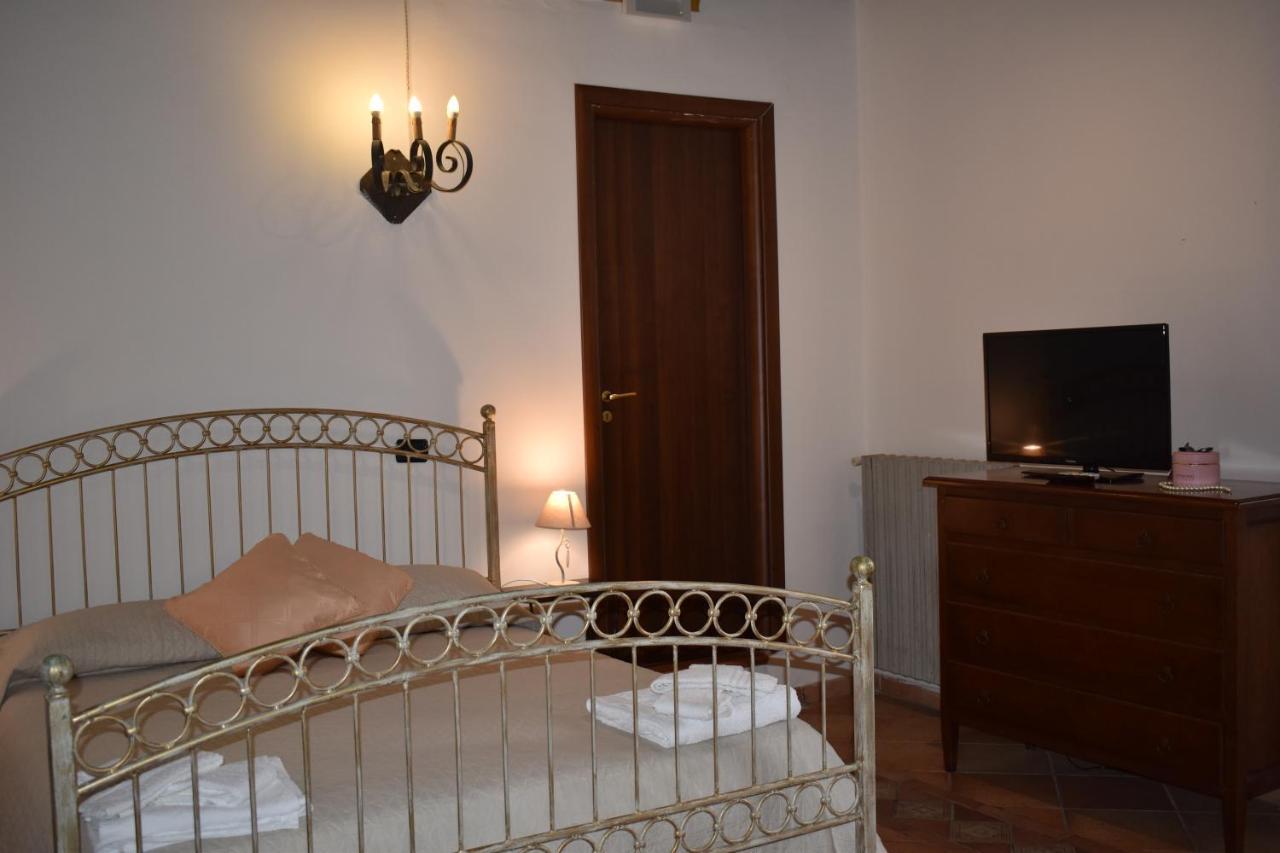 Filadelfia Le Due Torri Bed & Breakfast エクステリア 写真